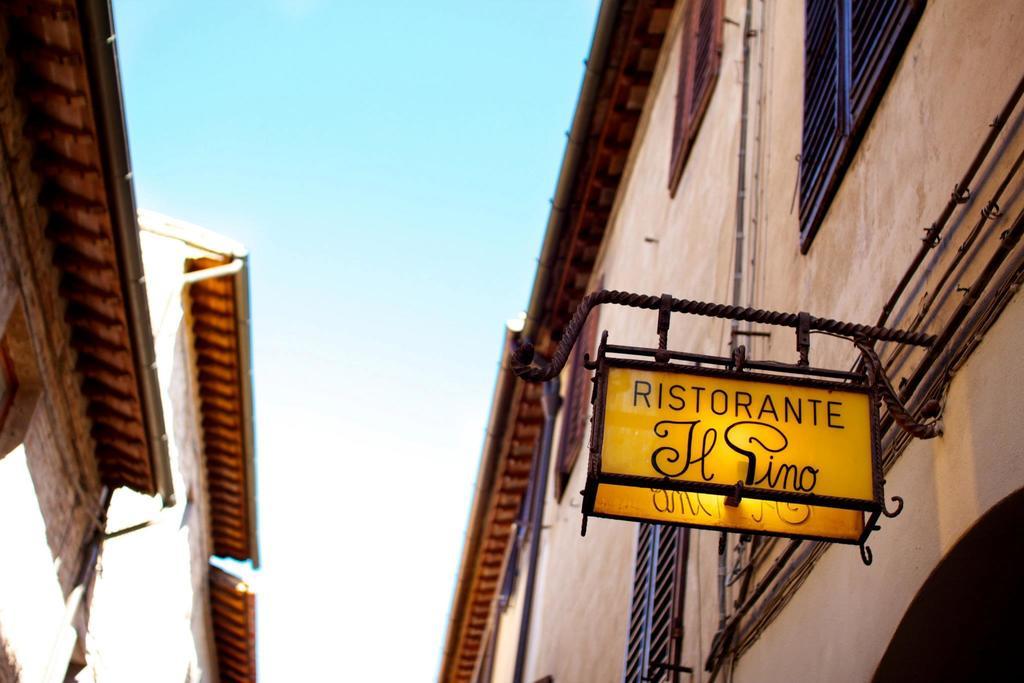 Locanda Il Pino Bed & Breakfast San Gimignano Exterior photo